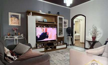 Casa com 3 Quartos à venda, 212 m² por R$ 855.000,00 - Umuarama - Osasco.