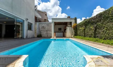 Casa em Alphaville, 4 Dorms, 2 Sts, 5 Wc, 386m² - Alphaville - SP.