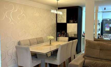 Apartamento à Venda com 3 Quartos, 2 vagas e 98m² por R$ 1.220.000,00.
