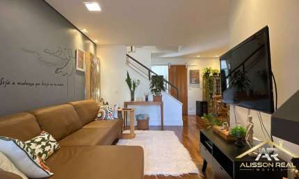 Bela Casa com 3 Dorms, 1 St, com 224m² - Santana de Parnaíba - SP.