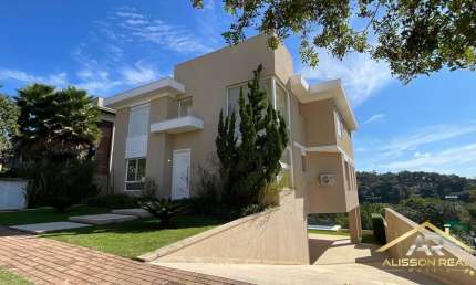 Linda Casa em Cond. 4 Sts, 7 Wc, Hidromassagem, 503m² - Alphaville - SP.