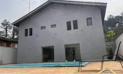 Casa de Condomínio com 3 Quartos à venda, 470m² - Gramado Cotia.