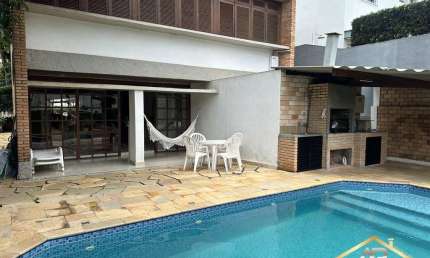 Oportunidade! casa em cond. Resid. 3 Dorms, 1 St. 360m² - Alphaville - SP.