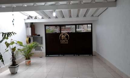 Sobrado para Venda em Guarujá, JARDIM HELENA MARIA, 3 dormitórios, 1 suíte, 3 banheiros, 2 vagas