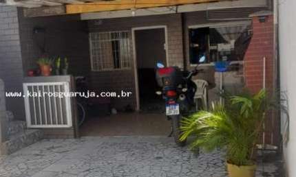 Casa Sobreposta para Venda em Guarujá, Jardim Esplanada do Castelo (Vicente de Carvalho), 5 dormitórios, 3 banheiros, 3 vagas