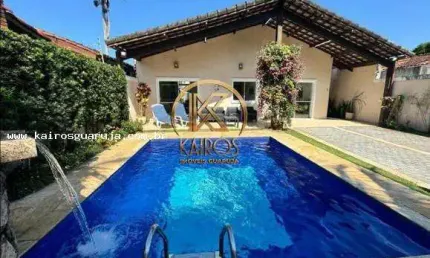 Casa à venda na Avenida Professor João Batista Julião, Jardim Virgínia, Guarujá