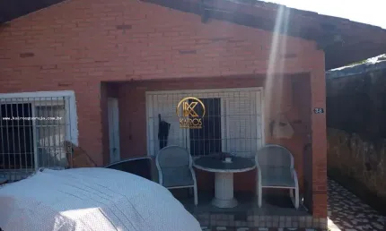 Casa para Venda em Guarujá, Balneário Praia do Pernambuco, 4 dormitórios, 1 suíte, 3 banheiros, 2 vagas