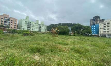 Terreno à venda na Rua Carmelinda Neves Vieira, Enseada, Guarujá
