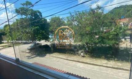Sobrado para Venda em Guarujá, MORRINHOS, 4 dormitórios, 1 suíte, 3 banheiros