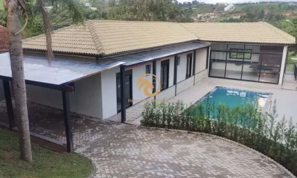 Chácara a Venda com 3 Dormitórios ac: 199m² por R$1.100.000, Jardim Estancia