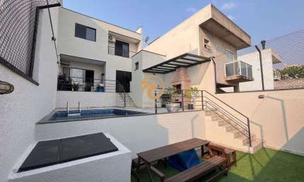 Casa em Loteamento Panejado com 3 suítes Nova Atibaia