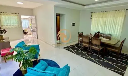 Casa á venda com 4 dormitórios sendo 1suite por r$650.000, bairro nova atibaia .