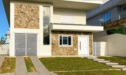 Casa em condomínio fechado com 3 quartos para alugar na rodovia joão gualberto soares, 1836, ingleses do rio vermelho, florianópolis, 240 m2 por r$ 14.000