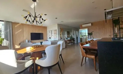 Apartamento com 3 quartos para alugar na rua das castanhetas, 135, jurerê internacional, florianópolis, 155 m2 por r$ 19.000