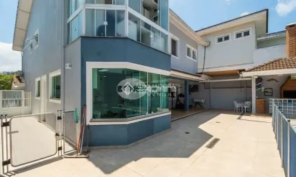 Casa em condomínio fechado com 4 quartos para alugar na Avenida Omar Daibert, 1, Swiss Park, São Bernardo do Campo, 318 m2 por R$ 17.000