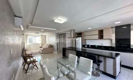 Apartamento com 3 quartos para alugar na Rua Isidoro Caetano, 190, Pioneiros, Balneário Camboriú, 122 m2 por R$ 12.000
