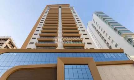 Apartamento com 4 quartos para alugar na Rua 1201, 400, Centro, Balneário Camboriú, 138 m2 por R$ 9.000