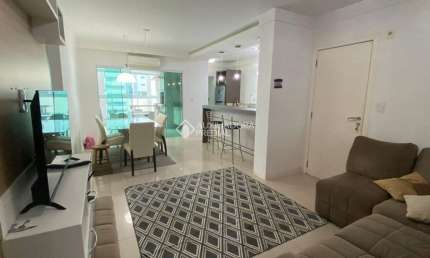Apartamento com 3 quartos para alugar na Rua 1301, 249, Centro, Balneário Camboriú, 140 m2 por R$ 6.500