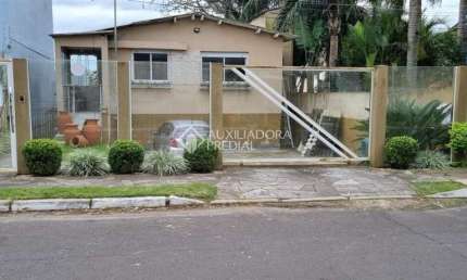 Casa com 4 quartos para alugar na Rua Mem de Sá, 550, Nossa Senhora das Graças, Canoas, 166 m2 por R$ 3.350