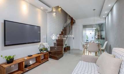 Casa em condomínio fechado com 2 quartos para alugar na Avenida Guilherme Schell, 1250, Rio Branco, Canoas, 76 m2 por R$ 2.600