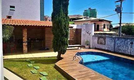 Casa para Venda em Salvador, Piatã, 5 dormitórios, 2 suítes, 5 banheiros, 4 vagas