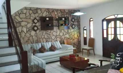 Casa para Venda em Salvador, Itapuã, 4 dormitórios, 1 suíte, 4 banheiros, 3 vagas