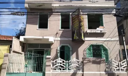 Casa Comercial para Venda em Salvador, Saúde, 2 dormitórios, 4 banheiros, 1 vaga