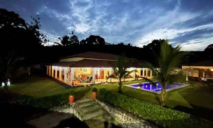 Casa para Venda em Mata de São João, Centro - Mata de São João, 4 dormitórios, 4 suítes, 6 banheiros, 4 vagas