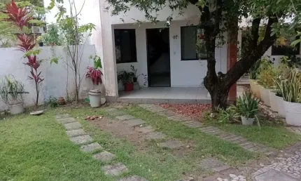 Village para Venda em Salvador, Itapuã, 3 dormitórios, 1 suíte, 3 banheiros, 2 vagas