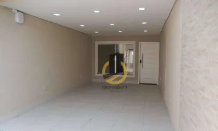 Sobrado à venda na Vila Gumercindo - 200m² - 4 suítes - varanda - 2 vagas - churrasqueira
