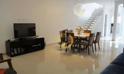 Casa à venda Alto do Ipiranga - 200m² - 3 suítes - 4 vagas - no Ipiranga