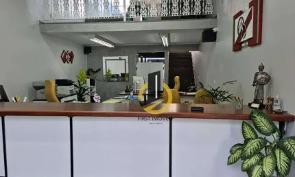Salão comercial à venda - 165m² (construção) - 2 banheiros - cozinha - 4 vagas - centro/sbc