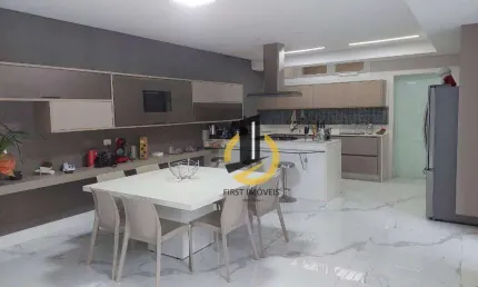 Casa à venda no Condomínio Swiss Park - 577m² - 3 dormitórios(3 Suítes) - 9 vagas - São Bernardo do Campo