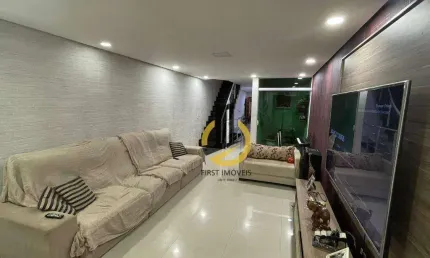 Sobrado à venda - 250m² - 3 dormitórios (1 suíte) - 3 banheiros - 4 vagas - em Santo André