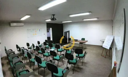 Prédio comercial à venda no Ipiranga - 3 Andares + Cobertura (Rooftop) - Estrutura de escritório montada - 8 vagas de garagem - Cozinha