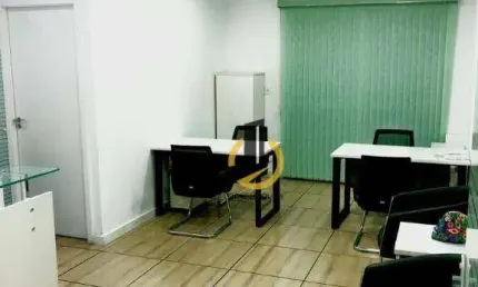 Sala comercial para locação ou venda no Condomínio Infinity Trade Center - 38m² - copa - 1 banheiro - ar condicionado - sacada - 1 vaga - no Ipiranga