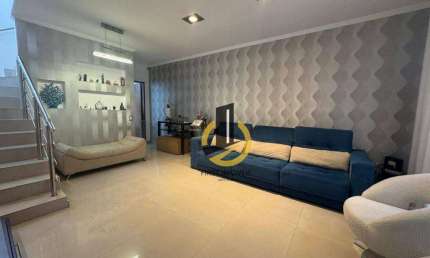 Sobrado à venda no Cambuci - 140m² - 3 dormitórios (1 suíte) - Ar condicionado - Churrasqueira - 2 vagas de garagem - no Cambuci