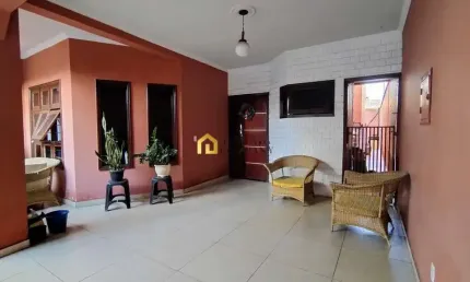 Sobrado triplex com área gourmet e vista panorâmica na Zona Oeste de Sorocaba.