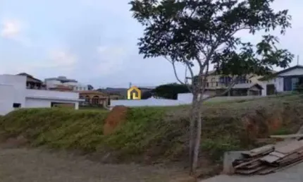 Condomínio Village Araçoiaba - Terreno no Condomínio Village Araçoiaba em Araçoiaba da Serra/SP