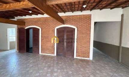 Casa Térrea localizada no bairro Nova Araçoiaba-Araçoiaba da Serra/SP