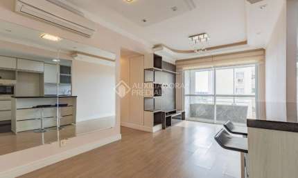 Apartamento com 3 quartos para alugar na Rua Doutor Barcelos, 97, Centro, Canoas, 96 m2 por R$ 4.100
