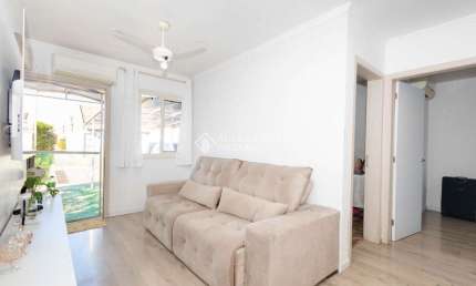 Casa em condomínio fechado com 2 quartos para alugar na Rua Brigadeiro Ivo Borges, 1000, São Luis, Canoas, 62 m2 por R$ 2.930
