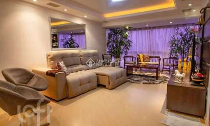 Apartamento com 3 quartos para alugar na Rua General Salustiano, 402, Marechal Rondon, Canoas, 156 m2 por R$ 4.500