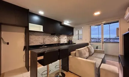 Apartamento com 2 quartos para alugar na carlos alberto lauermann nunes, 290, olaria, canoas, 58 m2 por r$ 1.800