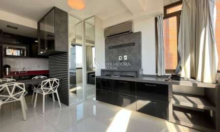 Loft com 1 quarto para alugar na Rua Castro Alves, 840, Independência, Porto Alegre, 60 m2 por R$ 3.400