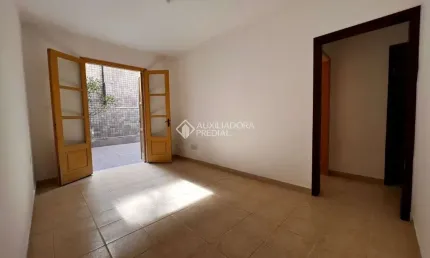 Apartamento com 2 quartos para alugar na Rua Demétrio Ribeiro, 1058, Centro Histórico, Porto Alegre, 68 m2 por R$ 2.000