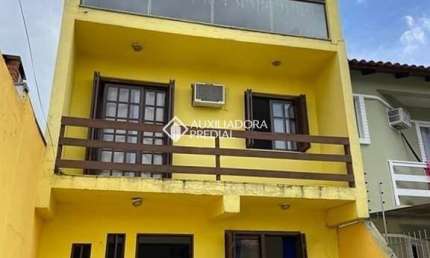 Casa em condomínio fechado com 2 quartos para alugar na Rua Doutor Carlos de Sá, 32, Hípica, Porto Alegre, 150 m2 por R$ 2.800