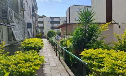 Apartamento com 2 quartos para alugar na Rua Padre Ângelo Corso, 170, Cavalhada, Porto Alegre, 42 m2 por R$ 1.100
