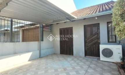 Casa com 3 quartos para alugar na Rua Antônio Pinheiro Cabral, 213, Aberta dos Morros, Porto Alegre, 72 m2 por R$ 2.400