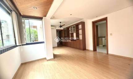 Apartamento com 3 quartos para alugar na Avenida Lavras, 599, Petrópolis, Porto Alegre, 90 m2 por R$ 5.500